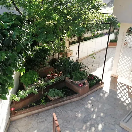 Apartment Neven Makarska
